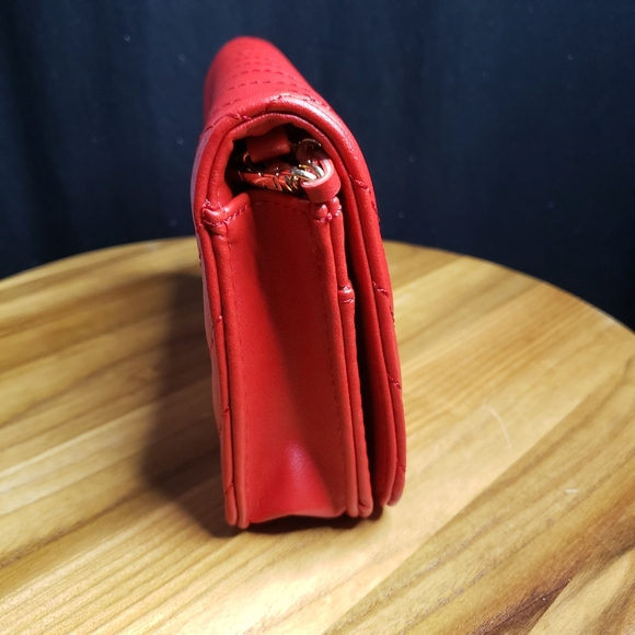 Badgley Mischka Small Crossbody Purse - 'AS NEW' Condition - Picture 6 of 9